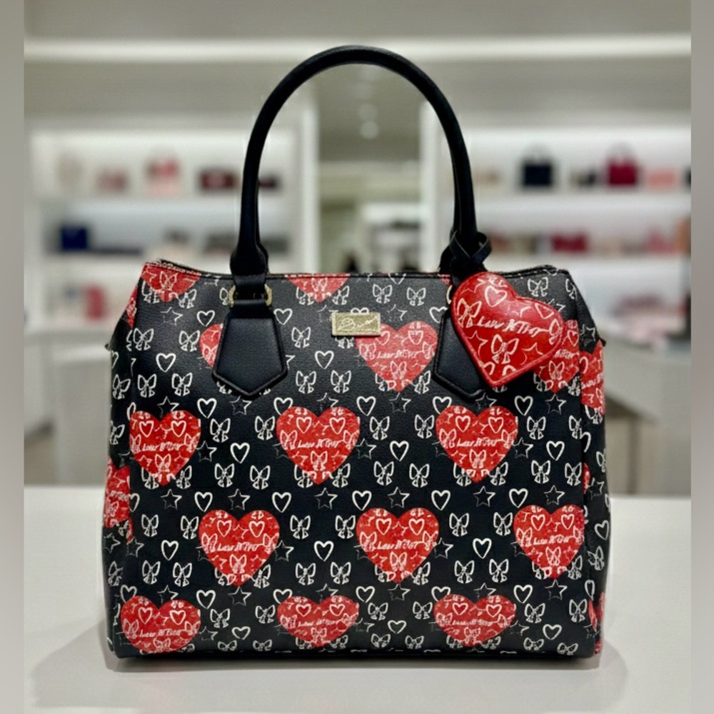 Betsey Johnson Red Quilted Satchel – extra Large Weekender Bag - Picture 4 of 10